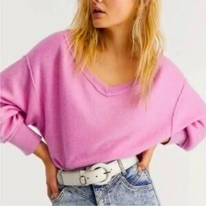 Free People 100% cashmere Pink V-Neck cropped Sweater